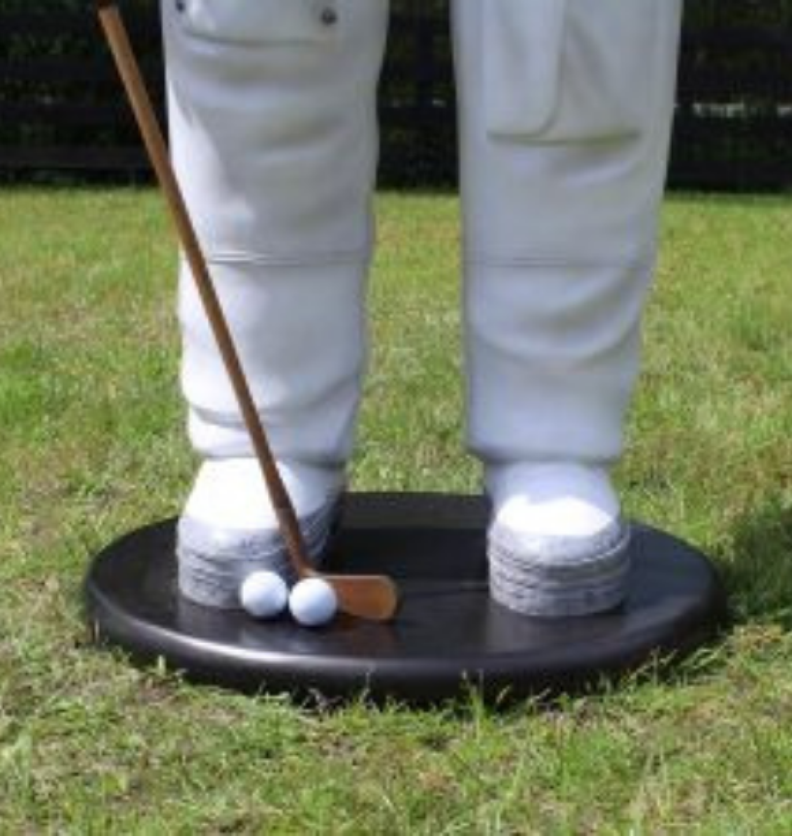 astronaut statue