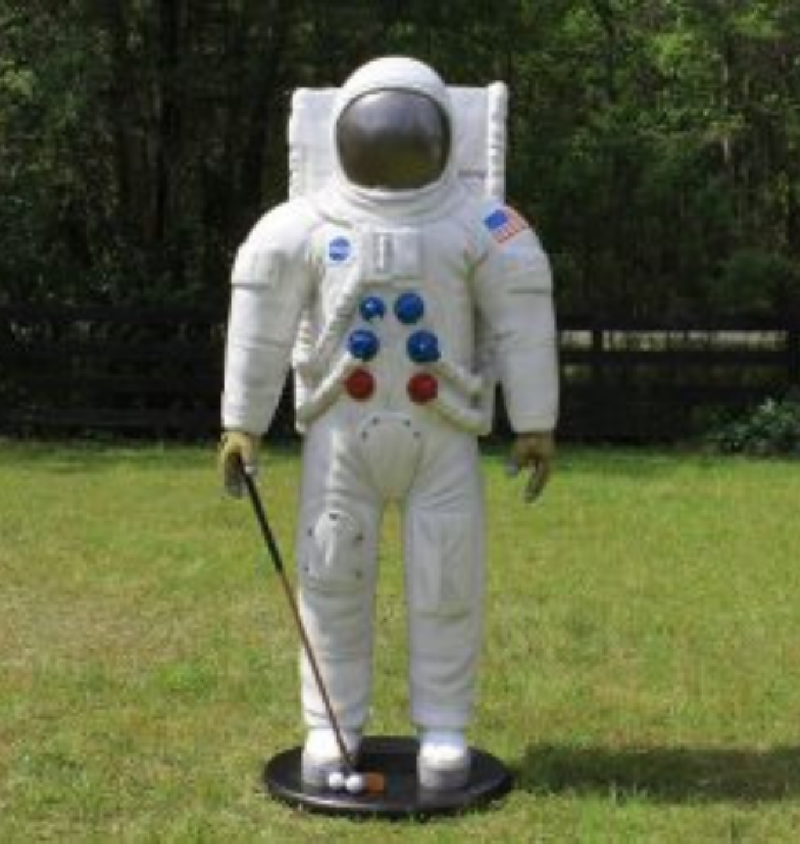 astronaut statue