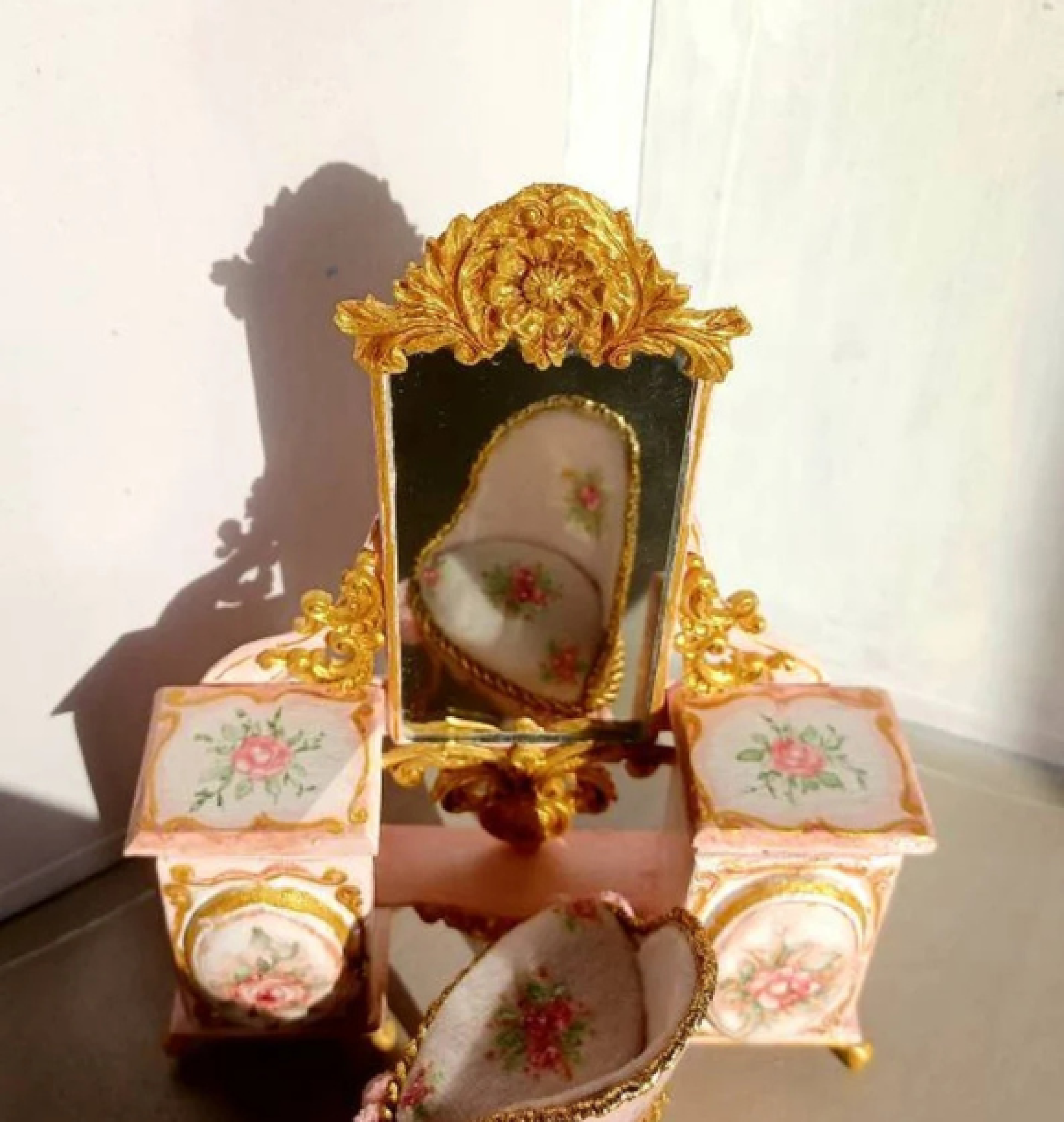 doll vanity