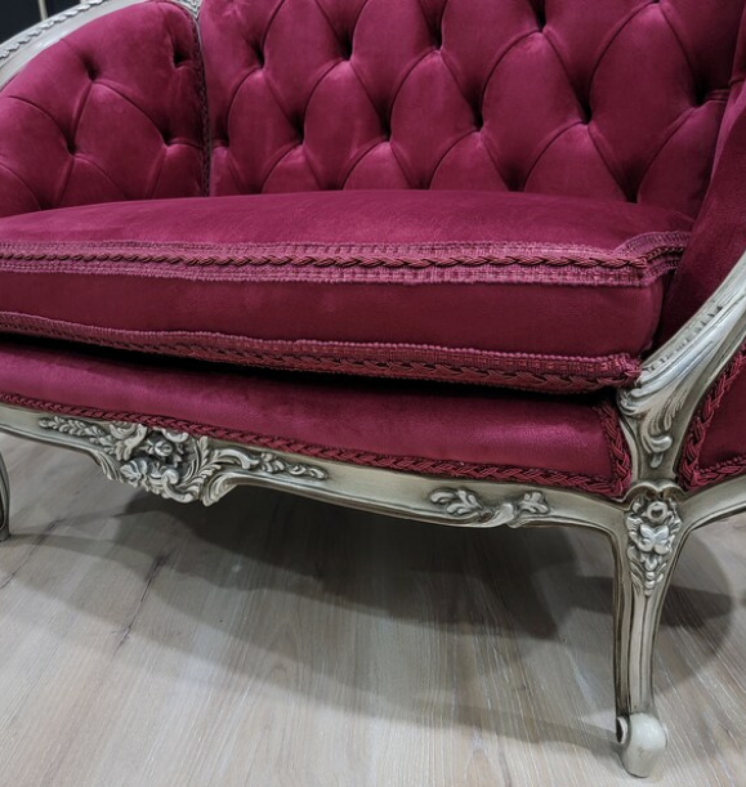 crimson settee