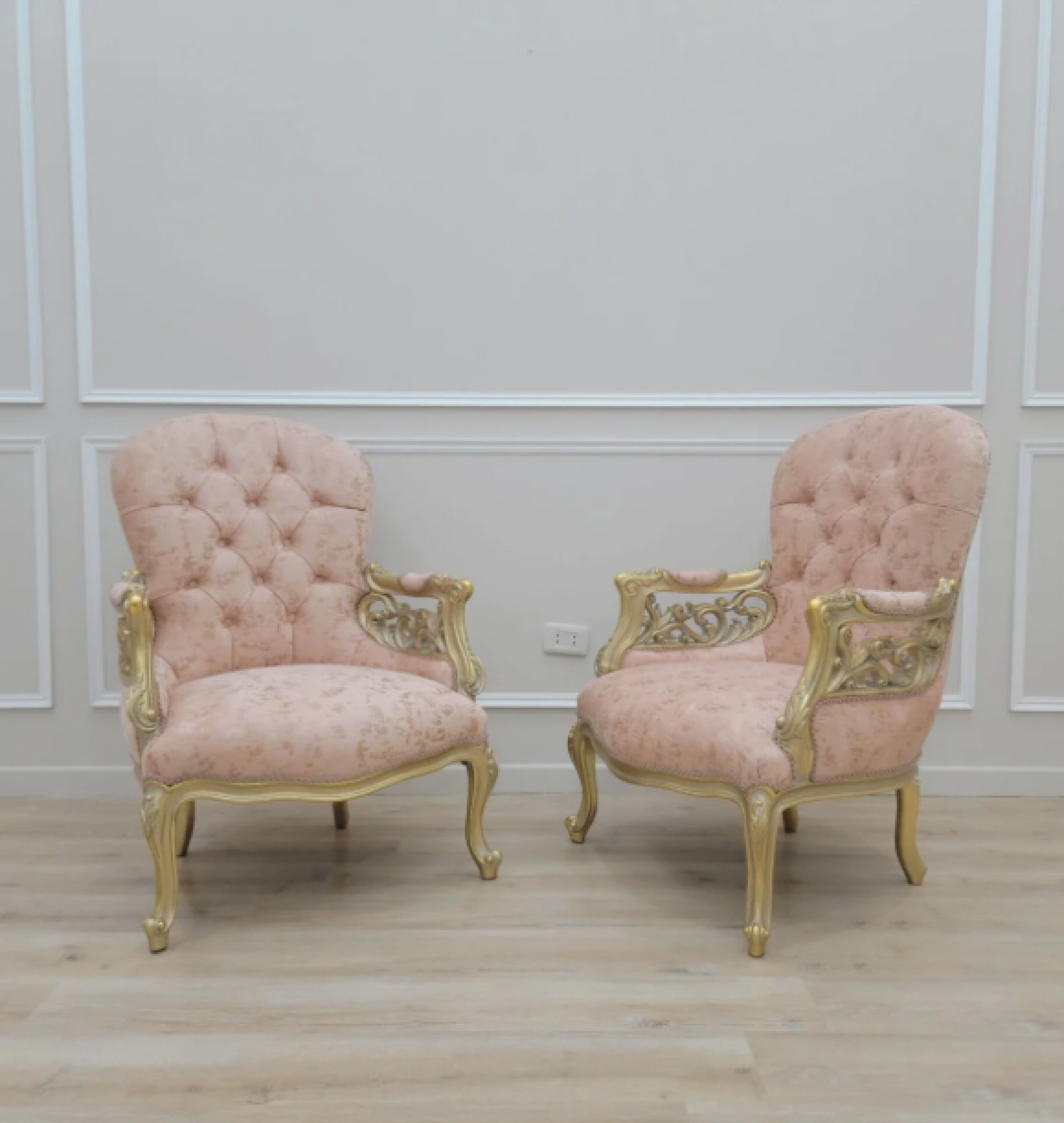 peach thrones